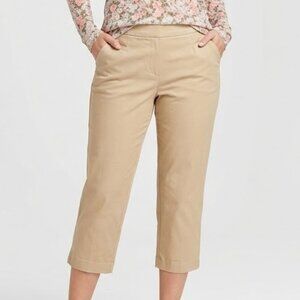Time and True Women's Stretch Pull-on Capris size XL Tan NWOT